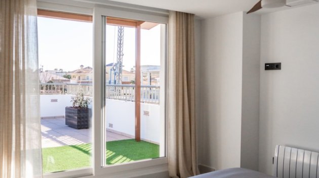 Resale - Apartments -
Orihuela Costa - La Zenia