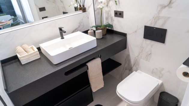 Resale - Apartments -
Orihuela Costa - La Zenia