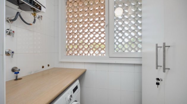 Resale - Apartments -
Orihuela Costa - Aguamarinas