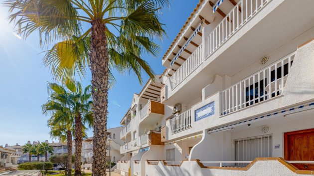 Resale - Apartments -
Orihuela Costa - Aguamarinas
