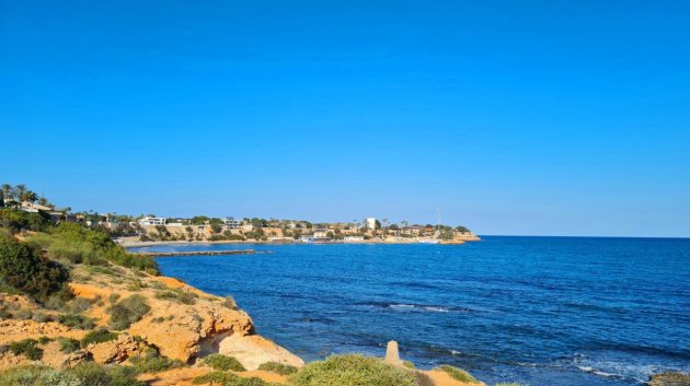 Resale - Apartments -
Orihuela Costa - Aguamarinas