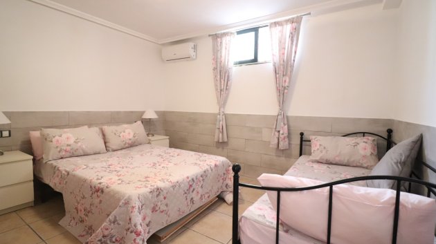 Resale - Villa -
Algorfa - Lo Crispin