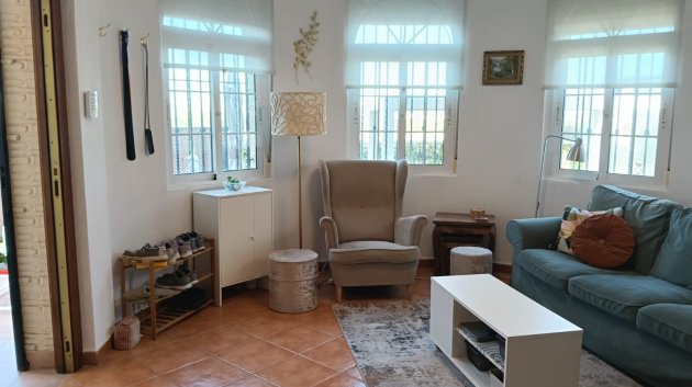 Reventa - Chalets -
Los Montesinos - La Herrada