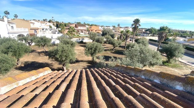 Resale - Townhouse -
Benijofar - Monte Azul