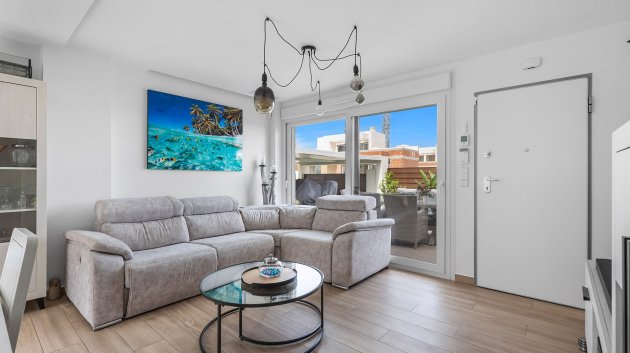 Resale - Villa -
Orihuela Costa - Vistabella