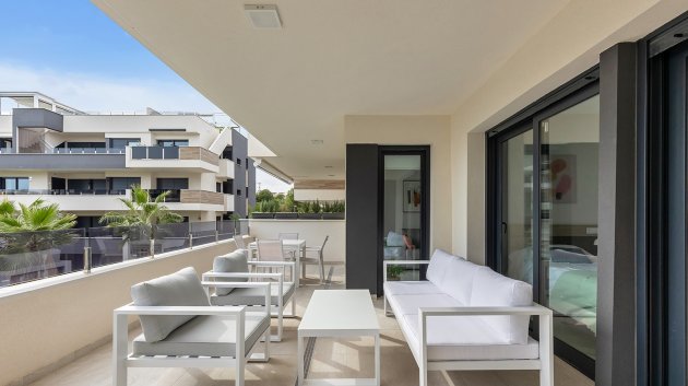 Resale - Apartments -
Orihuela Costa - Orihuela