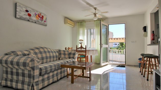 Resale - Townhouse -
Villamartín