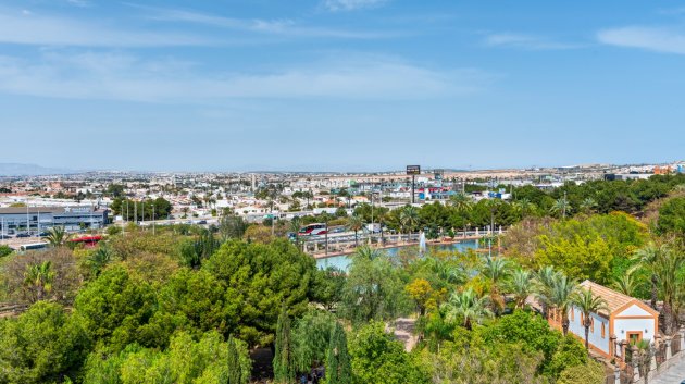 Resale - Apartments -
Torrevieja - Parque de las Naciones