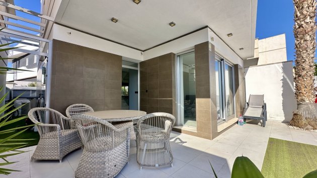 Resale - Villa -
Orihuela Costa - Lomas De Cabo Roig