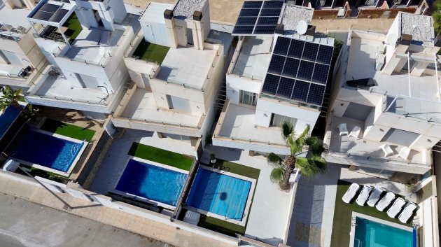 Resale - Villa -
Orihuela Costa - Lomas De Cabo Roig