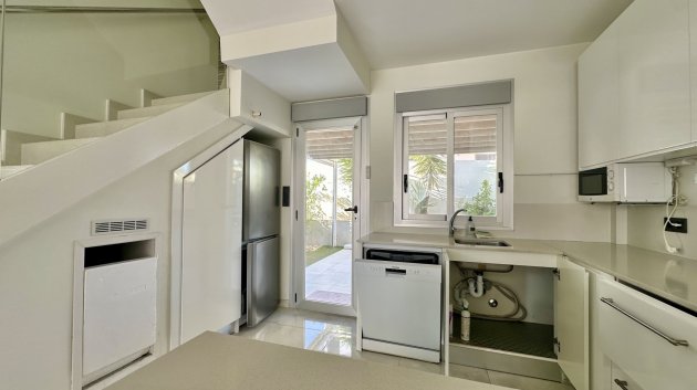 Resale - Villa -
Orihuela Costa - Lomas De Cabo Roig