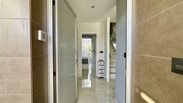 Resale - Villa -
Orihuela Costa - Lomas De Cabo Roig