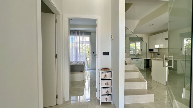 Resale - Villa -
Orihuela Costa - Lomas De Cabo Roig