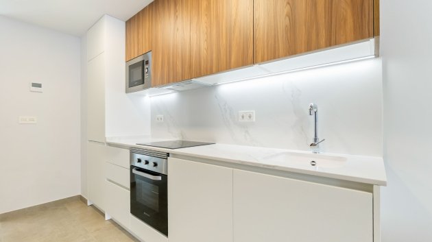 Reventa - Apartamentos -
Torrevieja - Playa de El Cura