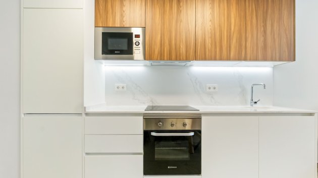 Reventa - Apartamentos -
Torrevieja - Playa de El Cura