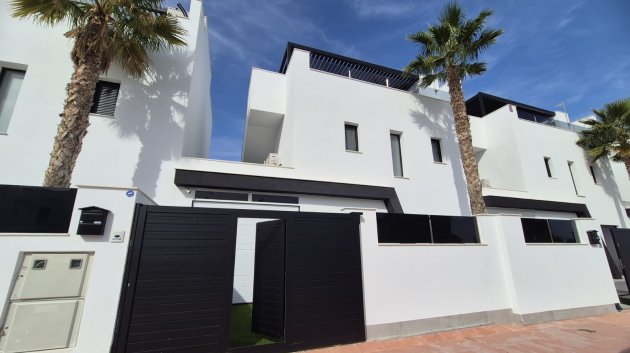 Revente - Villa -
Santiago de La Ribera - Santiago de La Ribera - Town