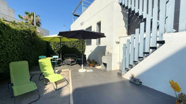 Revente - Villa -
Orihuela Costa - Villamartín