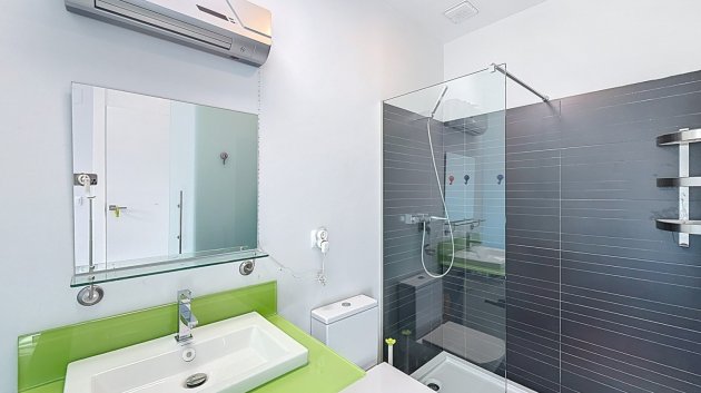 Revente - Villa -
Orihuela Costa - Villamartín