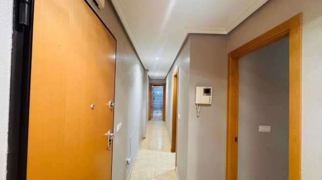 Resale - Apartments -
Almoradí