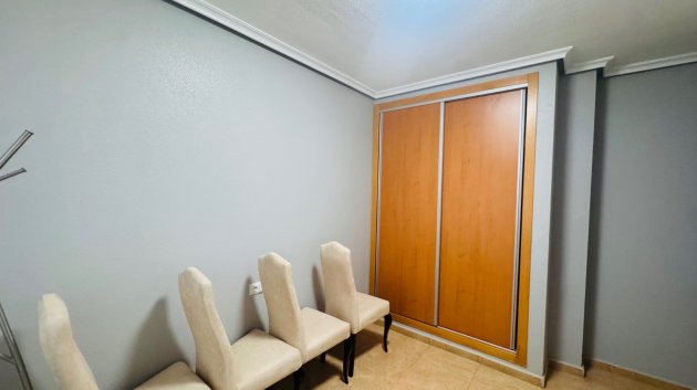 Resale - Apartments -
Almoradí