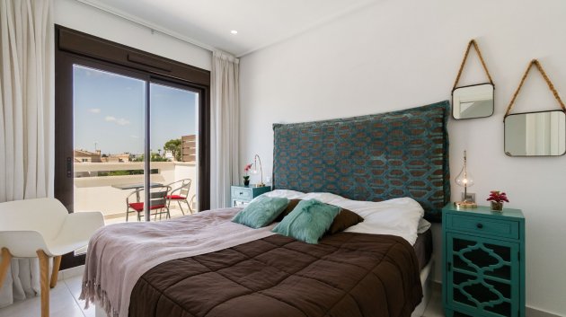 Resale - Townhouse -
Torrevieja