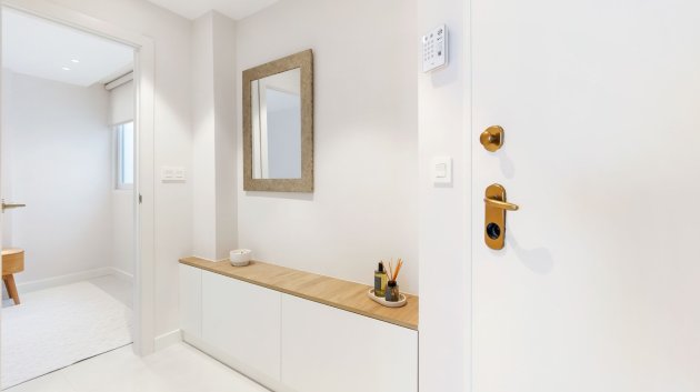 Reventa - Apartamentos -
Torrevieja