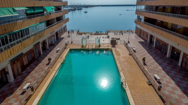 Reventa - Apartamentos -
Torrevieja