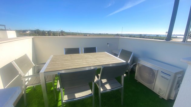 Resale - Villa -
Ciudad Quesada - Pueblo Bravo