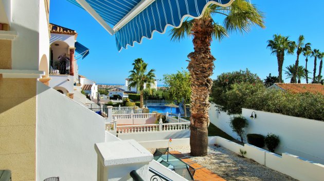 Resale - Townhouse -
Villamartín - Las Violetas