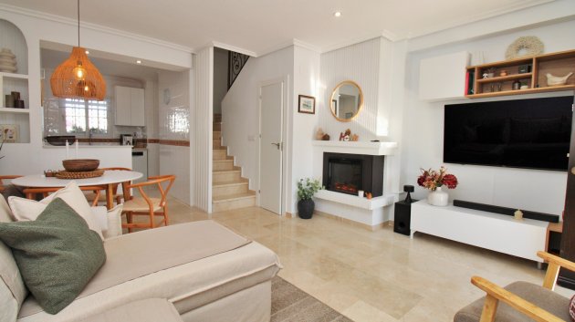 Resale - Townhouse -
Villamartín - Las Violetas