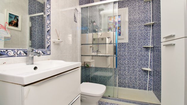 Resale - Villa -
Torrevieja - El Chaparral