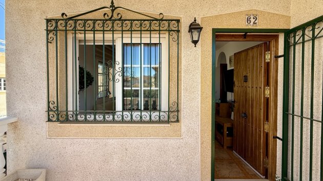 Resale - Apartments -
Orihuela Costa - Villamartín