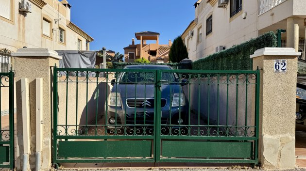 Resale - Apartments -
Orihuela Costa - Villamartín