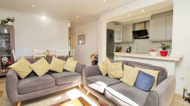 Reventa - Adosado -
Villamartín - PAU 8