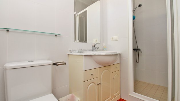 Reventa - Adosado -
Villamartín - PAU 8