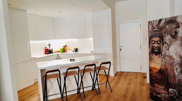 Reventa - Apartamentos -
Torrevieja - Center