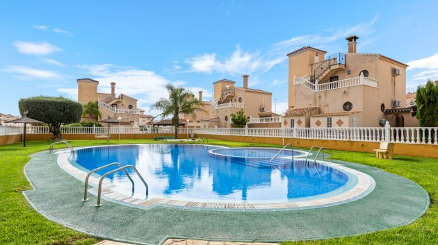 Reventa - Apartamentos -
Orihuela Costa - Lomas De Cabo Roig