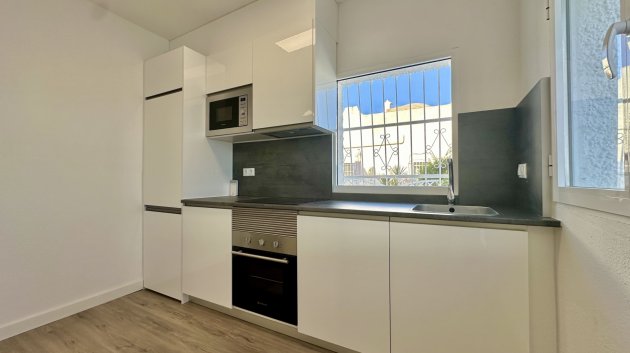 Reventa - Adosado -
Orihuela Costa - Las Filipinas