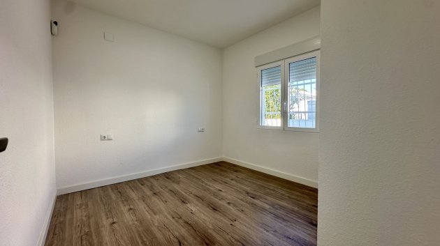 Reventa - Adosado -
Orihuela Costa - Las Filipinas