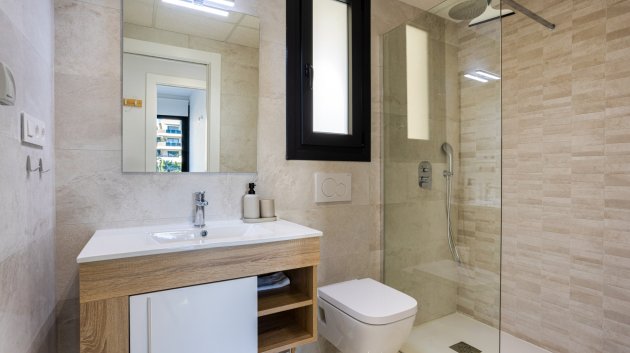 Reventa - Apartamentos -
Orihuela Costa - Los Altos