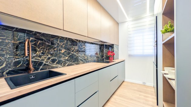 Reventa - Apartamentos -
Torrevieja - El Acequión - Los Náufragos