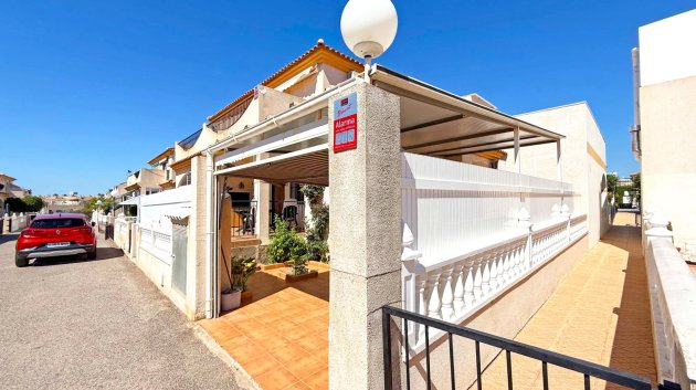 Reventa - Adosado -
Orihuela Costa - Playa Flamenca