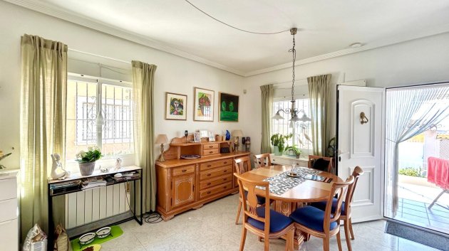 Revente - Villa -
Torrevieja - La Siesta