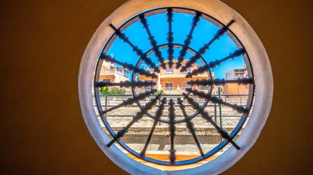 Reventa - Apartamentos -
Torrevieja - Playa del Cura