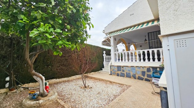 Reventa - Chalets -
Los Alcazares