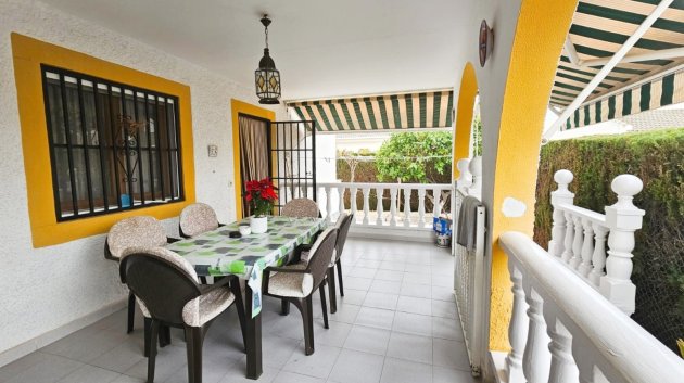 Reventa - Chalets -
Los Alcazares