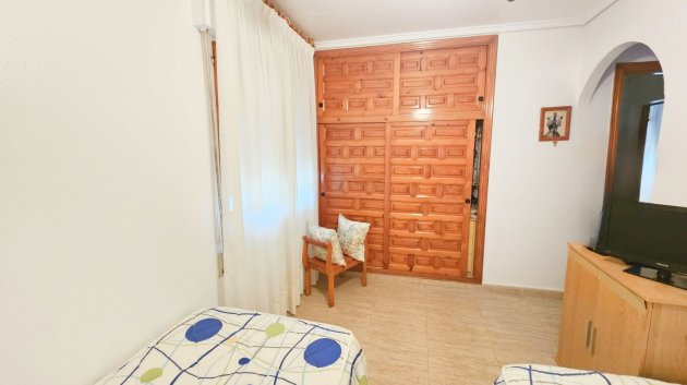 Reventa - Chalets -
Los Alcazares