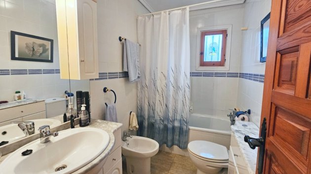 Reventa - Chalets -
Los Alcazares