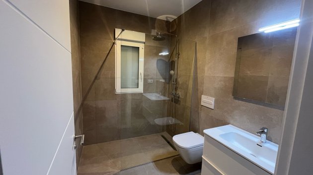 Obra nueva - Chalets -
La Romana