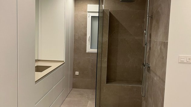 Obra nueva - Chalets -
La Romana